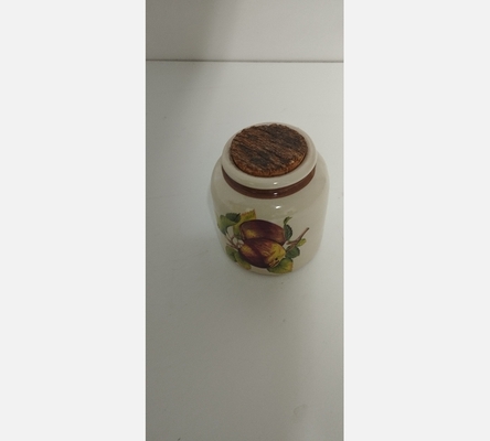 Petit pot avec couvercle en liege