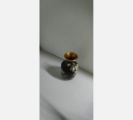 Petit vase cloisonné