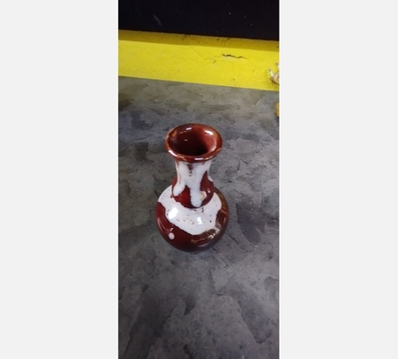 Petit vase marron