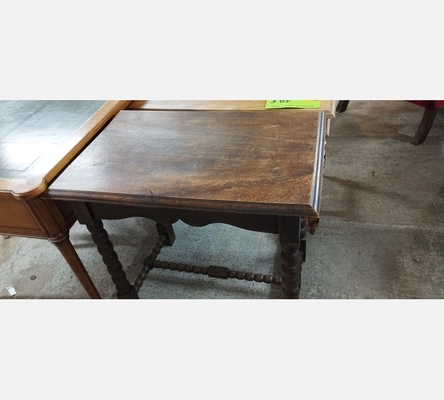 Petite table d'écriture ancienne en chêne.