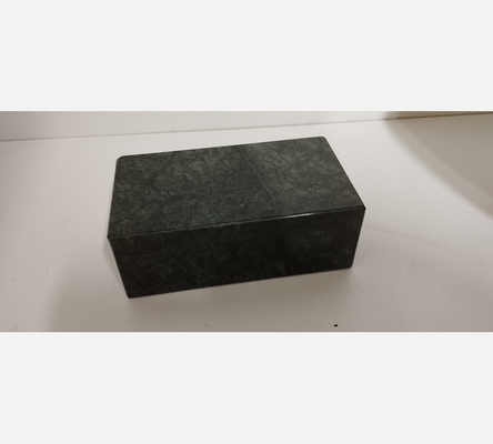 Piedestal en marbre vert