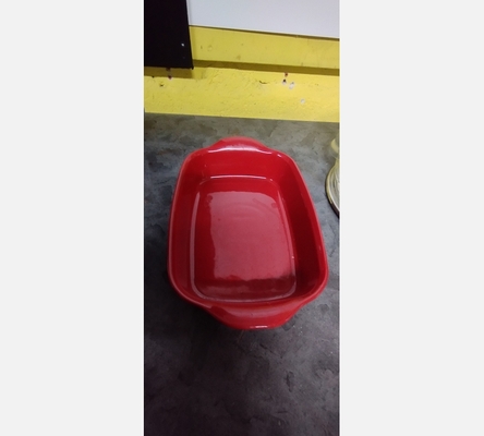 Plat pour four rouge