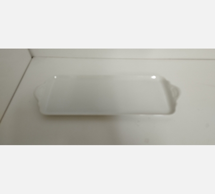 Plat rectangulaire en porcelaine blanche blanche avec 2 anses