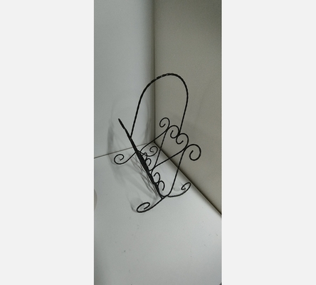 Porte revues en métal