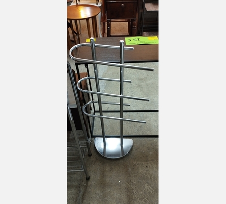 Porte serviettes en métal chromé