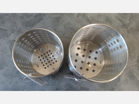 Pot range couvert en inox. 1