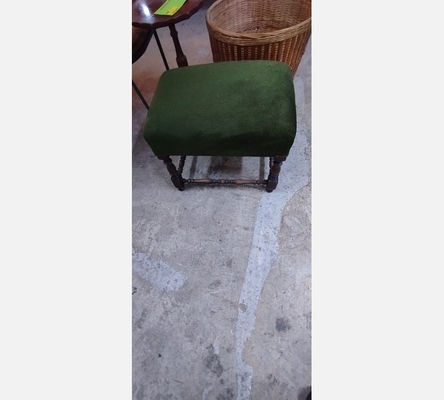 Pouf en tissu pied torsadé