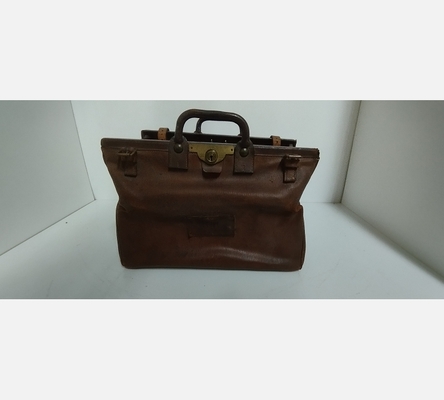 Sacoche de medecin en cuir
