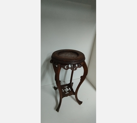 Sellette Indochine en bois sculpté