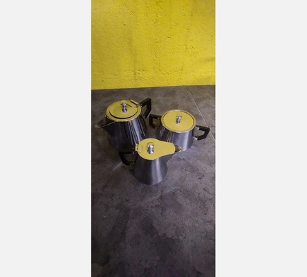 Serie de 3 petits pots en inox