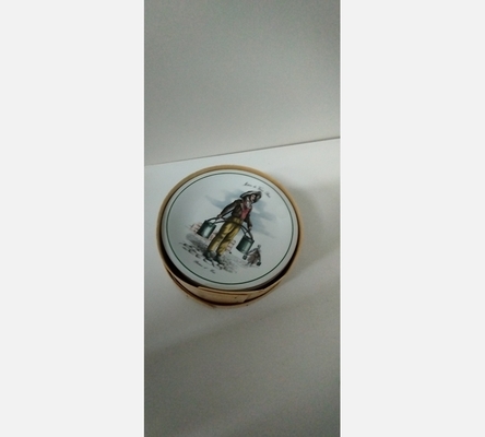 Serie de 6 assiettes ' les metiers'