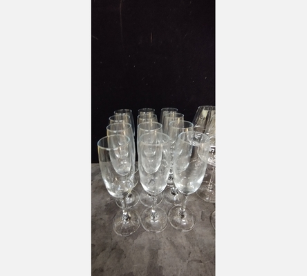 Série de 6 flutes à champagnes