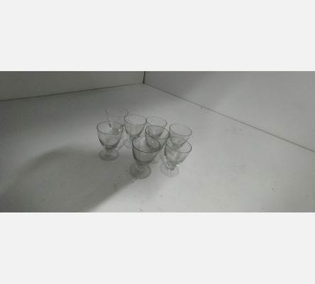 Serie de petis verres en cristal