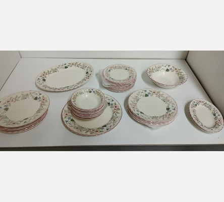 Service de table Myott Meakin 36 pieces