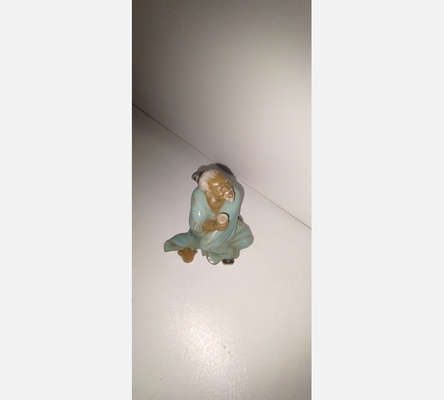 Statuette chinoise buveur de thé