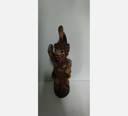 Statuette en bois' indonesie'