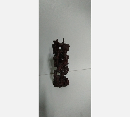 Statuette en résine bouddhiste