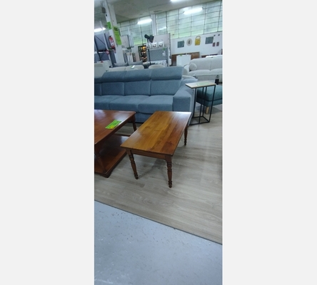 Table basse en merisier de style Louis philippe.