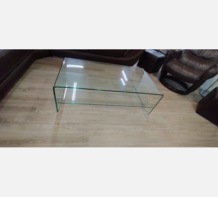 Table Basse Rectangulaire en Verre Trempé .