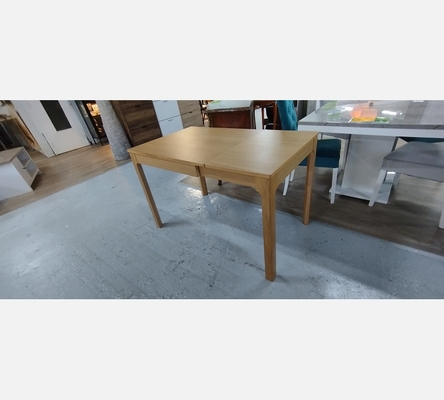 Table extensible en chêne 80/120 x 70 cm.