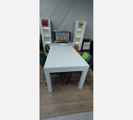 Table Rectangulaire Laquée Blanc Brillant.