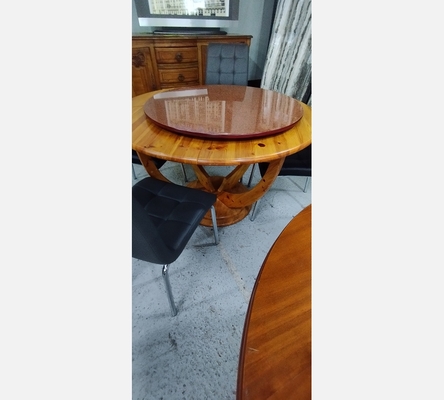 Table ronde en pin massif