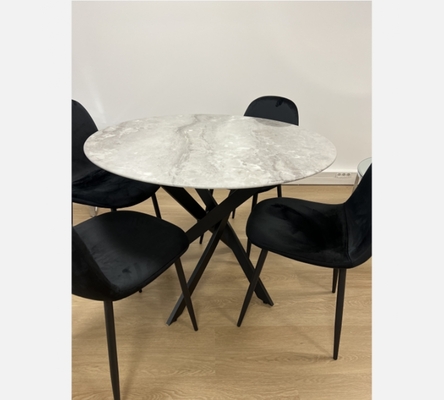 Table ronde Jessica dessus verre style marbre greige et pieds noirs.DT25MEMGG100