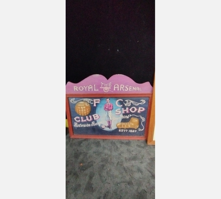 Tableau country club shop