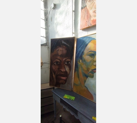 Tableau grand visage.