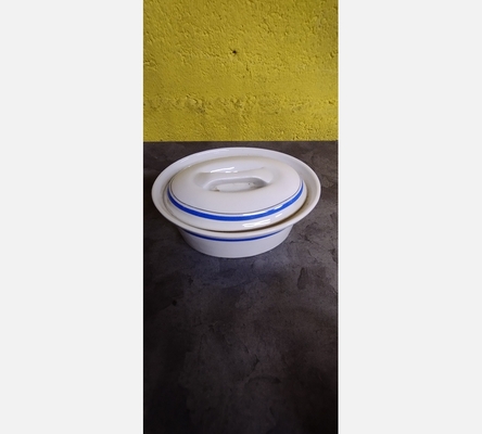 Terrine avec couvercle