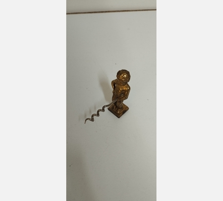 Tire-bouchon Manneken Pis en laiton massif avec finition antique