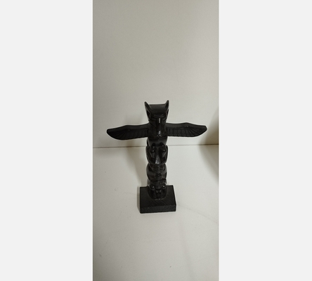 Totem canadien en résine