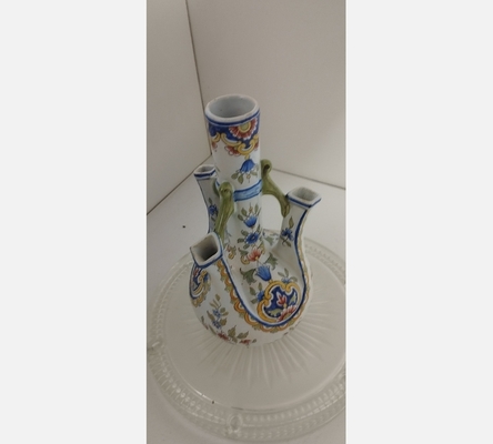 Tulipiere en faïence de Rouen